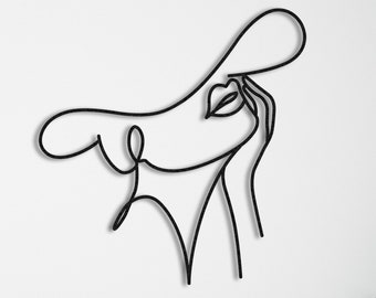 Minimalist Woman Line Art: 3D Metal Wall Decor