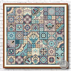 Patrón de punto de cruz. Azulejos decorativos con cuadrados geométricos #1. Cuadro de conteo PDF de punto de cruz cuáquero de arte popular étnico de patchwork turquesa