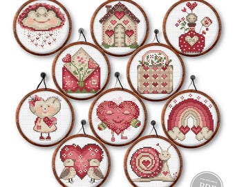 Conjunto de 10 Miniaturas de Ponto Cruz, Enfeites de Coração e Amor, Presente para o Dia dos Namorados, Dia das Mães, Aniversário, Amostra para Bastidor Pequeno em PDF - 549