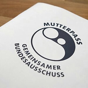 Mutterpass original mit Mutterpasshülle unbeschrieben leer ohne Einträge blanko Neu unbenutzt deutsch Baby Schwangerschaft Geburt mit Hülle Bild 4