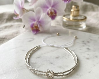 Silver Beaded Bracelet, Minimalist Adjustable Bracelet for Women, Dainty Miyuki Bracelet, Everyday Jewelry, Simple Gift for Her.