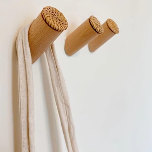 3pc Rattan Wood Wall Hooks, Wooden Hook for Hats, Scarfs, Bags, Clothes Hanger Organize (30mm x 60mm, Caramel)