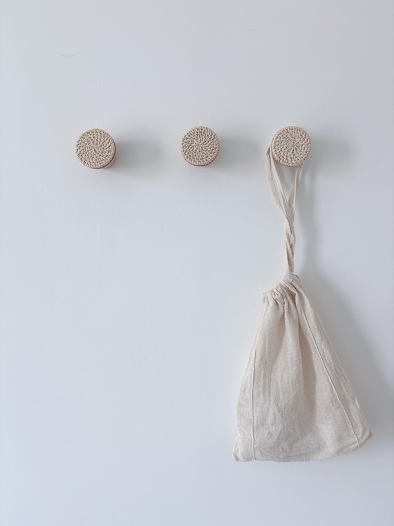 籐製木製壁掛けフック3個セット（50mm×60mm）帽子、スカーフ、バッグ