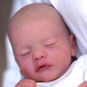 18-calowy winylowy Reborn Baby – Sam – Chłopiec – Włosy malowane lub ukorzenione