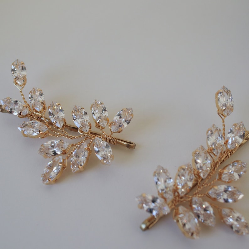 Delicate Gold Bridal Hair Bobby Pin image 8