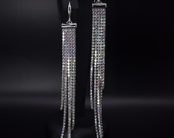 Superbes boucles d'oreilles longues et fines en strass avec revêtement AB