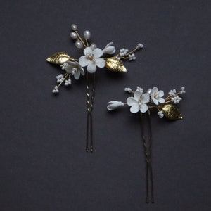 Weiße Blumen Haarnadeln, Braut Haarnadeln, Blumen Kopfschmuck, Vintage Hochzeit Haarspange, Haarnadeln Set Set of 2 (S+M)