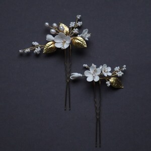 Weiße Blumen Haarnadeln, Braut Haarnadeln, Blumen Kopfschmuck, Vintage Hochzeit Haarspange, Haarnadeln Set Set of 2 (S+L)