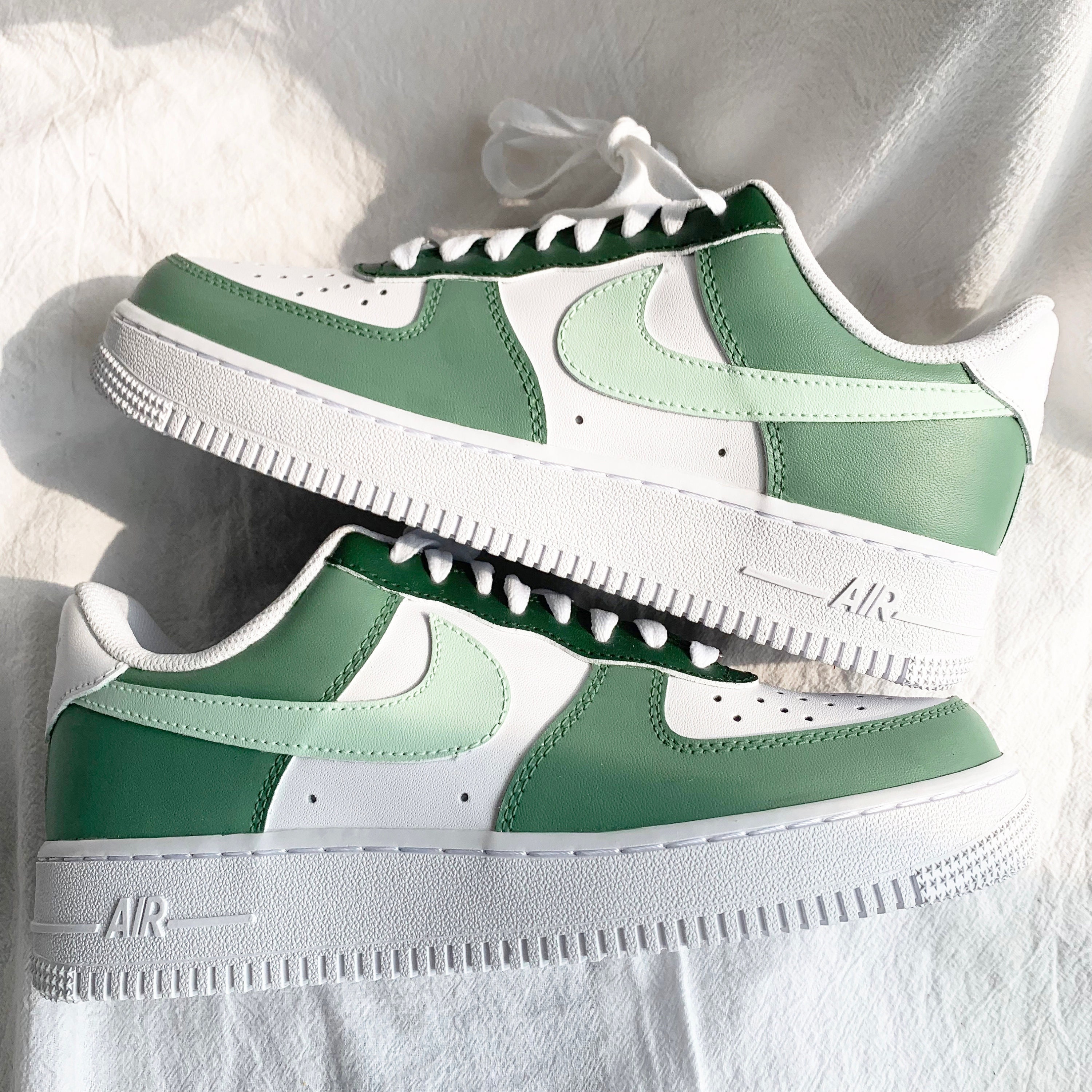 emerald green nike air force 1