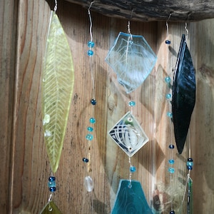 The airy morning wind chime Garden decor Glass Wind Chime Multicolours Leaves Windchime Boho style Home Decor Mobile Suncatcher Window Decor
