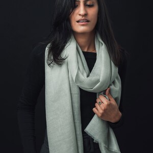 Pashmina: World's warmest, finest and lightest scarf. Handmade in Ladakh, India. Pashmina is a finer and warmer variant of spun Cashmere. image 2