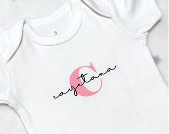 body, body nombre, body personalizado, body personalizado nombre, ropa bebé, body niño, body niña, regalo personalizado