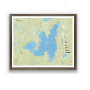 Lago Little Spider, condado de Vilas, Wisconsin. Hermosa obra de arte mural. Mapa con detalles de la profundidad del lago, peces presentes, nombres de carreteras y lugares de interés. Arte de Wisconsin.