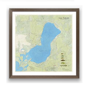 Lago Tahkodah cerca de Cable, Wisconsin. Hermosa obra de arte mural. Mapa con detalles de la profundidad del lago, presencia de peces, carreteras y lugares de interés de los alrededores. Arte de Wisconsin.