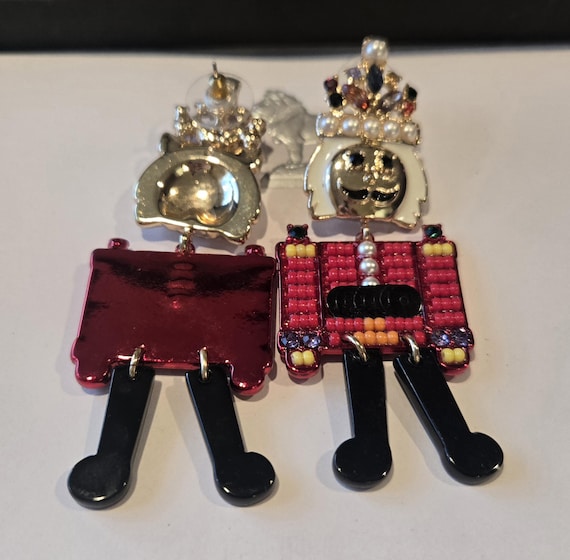 Festive Beaded Nutcracker Statement Earrings - Ho… - image 3