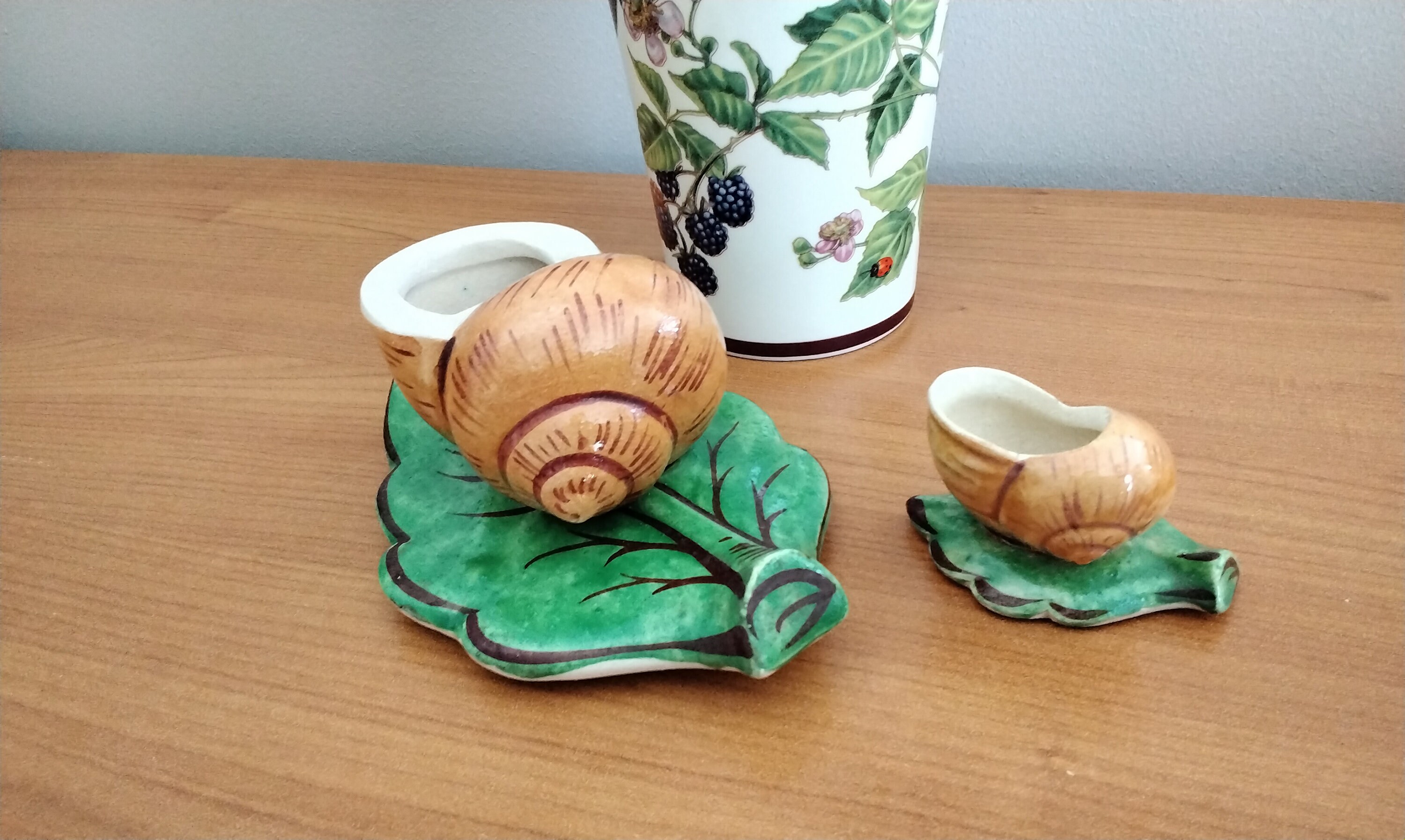 Escargots Vallauris en Céramique. Lot de 2 Escargots.pots Sauce Miniature.décoration Cuisine Campagn