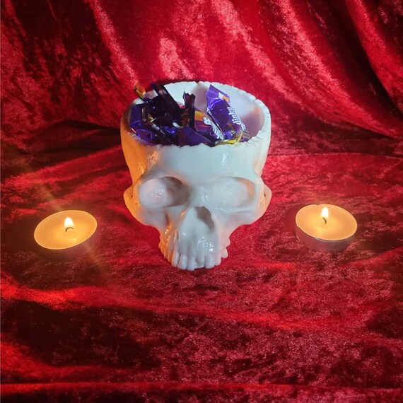 Halloween Skull Bowl - Ed Gein - Monsters - Spooky Horror Halloween Skull Bowl - Ed Gein - Monsters - Spooky Horror