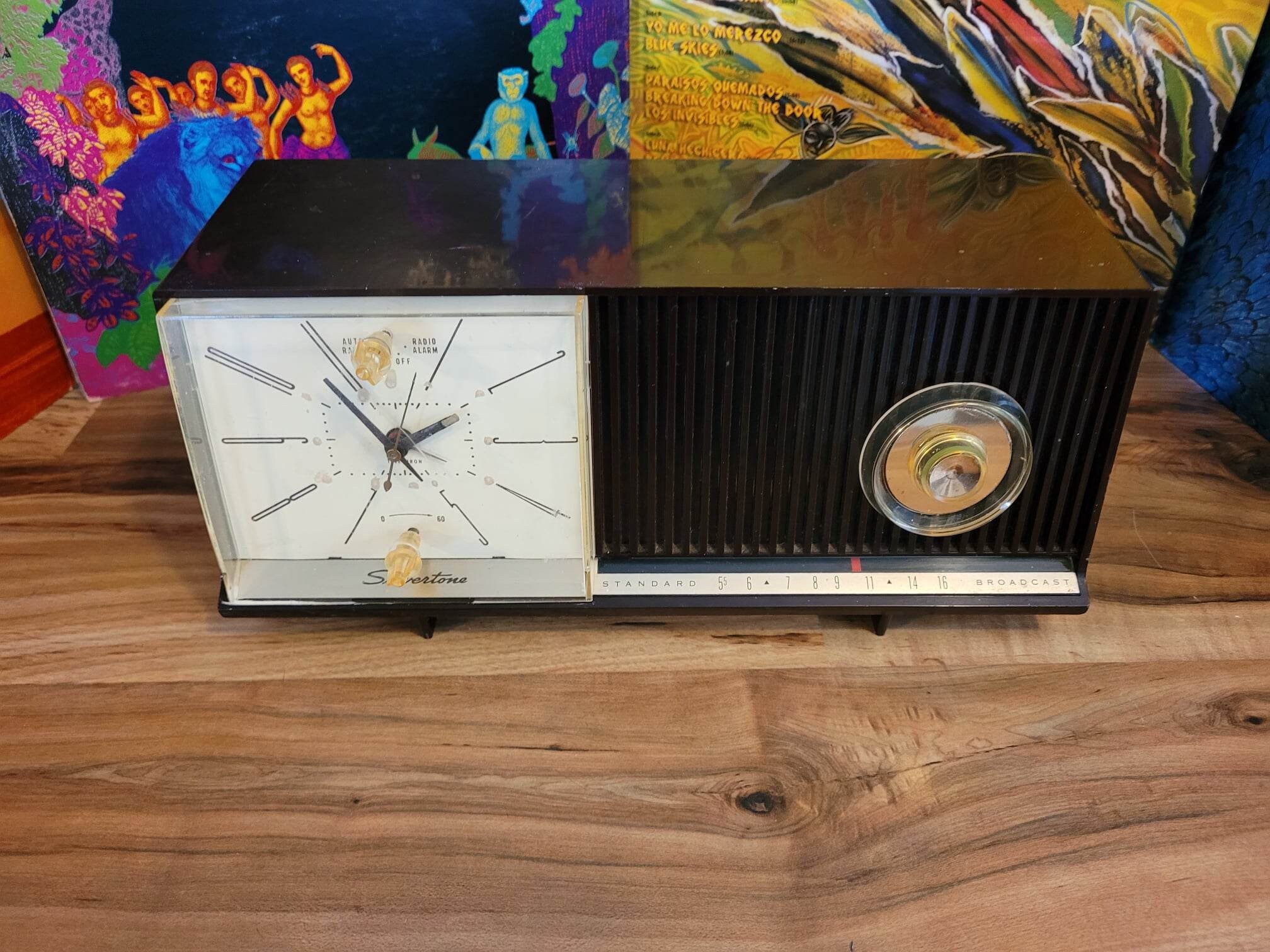 Restored 1958 Silvertone Clock Radio Etsy