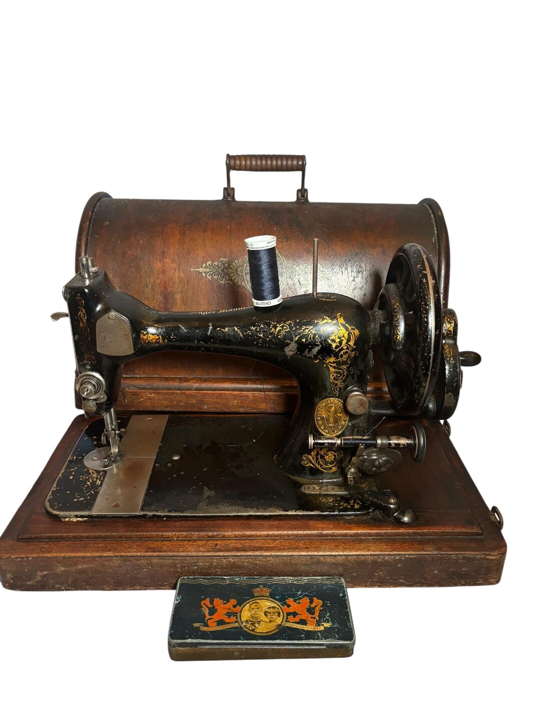 Antique Singer Hand Crank Sewing Machine Made in England Bentwood Case ...