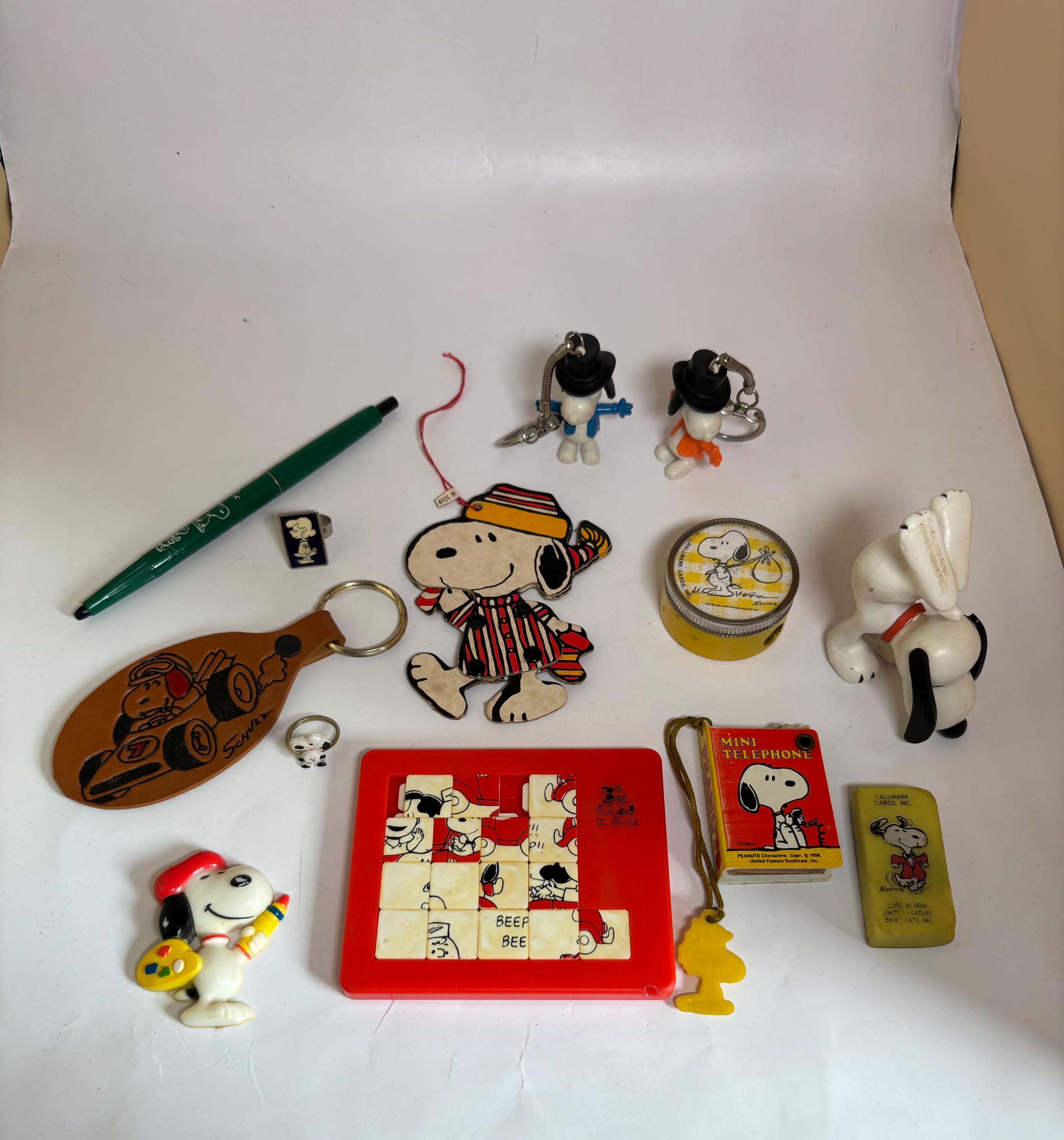 Snoopy aviva toys - Etsy 日本