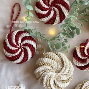 CROCHET PATTERN • Swirly Bauble No. 3 • 3 size Christmas ornament pattern