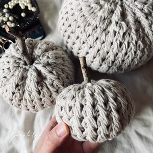 CROCHET PATTERN • Feather Pumpkins • 3 size crochet pumpkin pattern