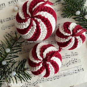 CROCHET PATTERN • Swirly Bauble No. 2 • 3 size Christmas ornament pattern