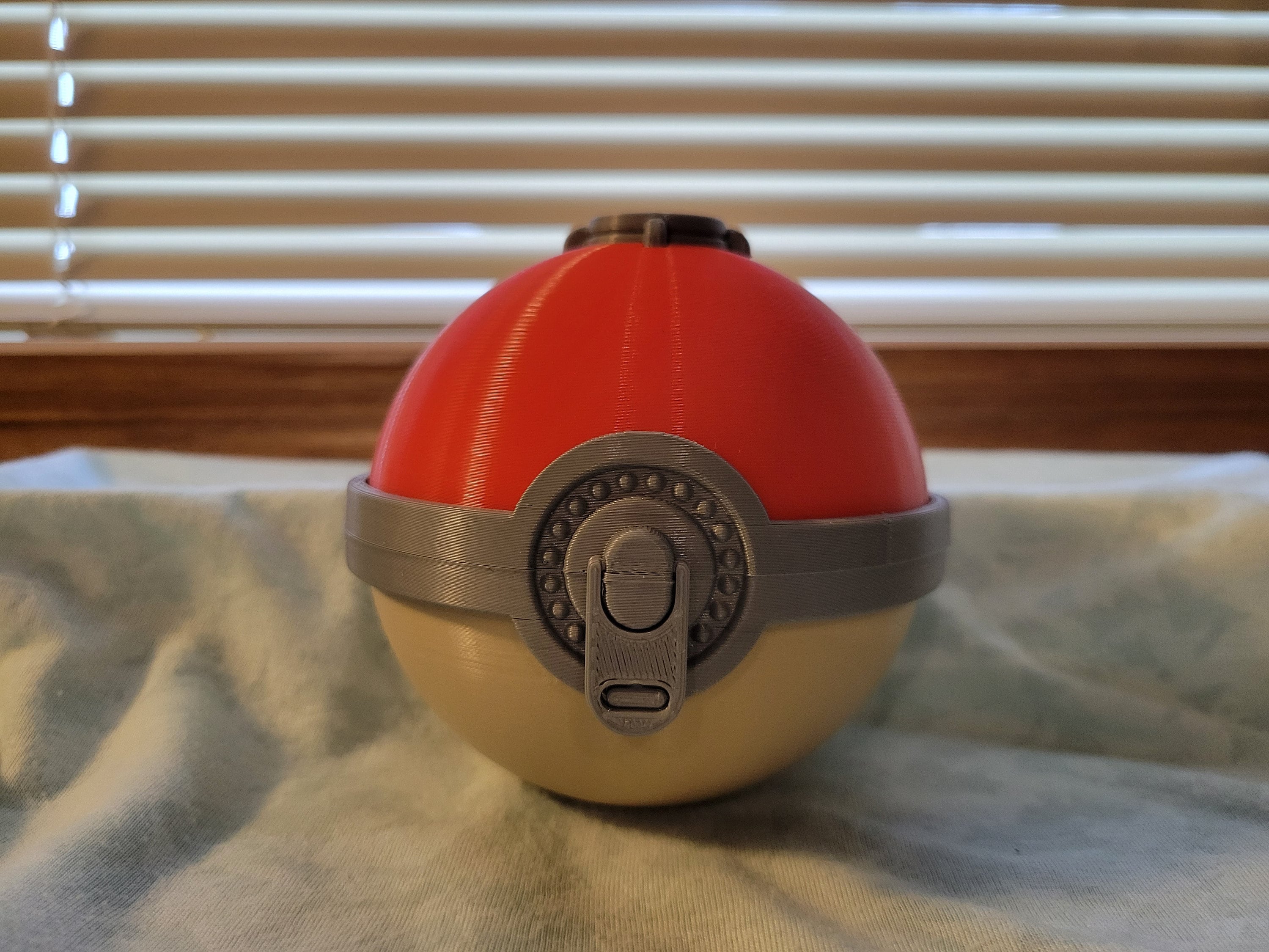 Arceus Pokeball / Pokemon / Legends - Etsy