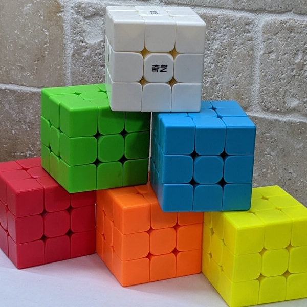 One color Rubik's Cubes (The original)