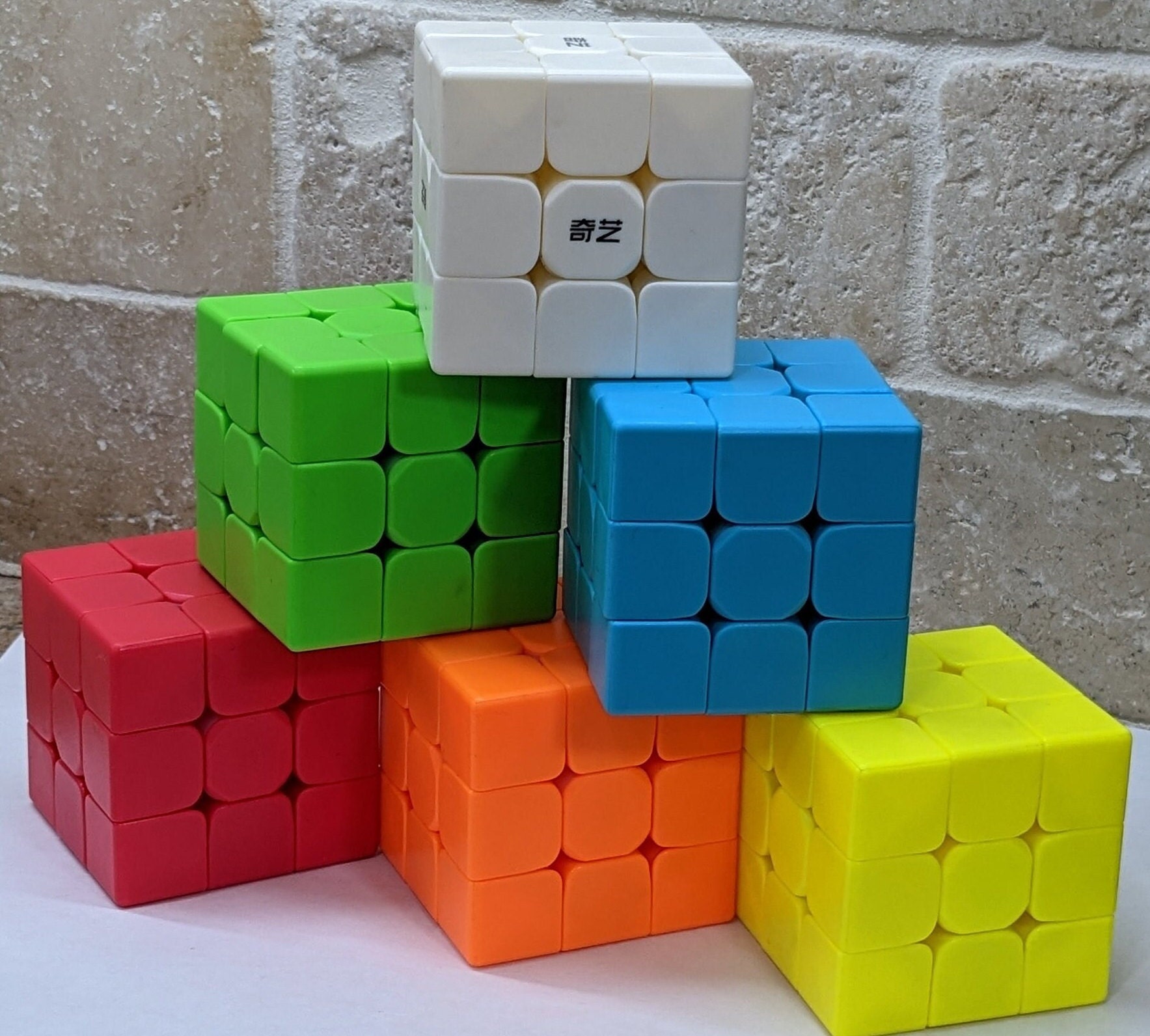 Cubo de Rubik solo color México