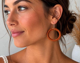 Brincos de crochê artesanais personalizáveis