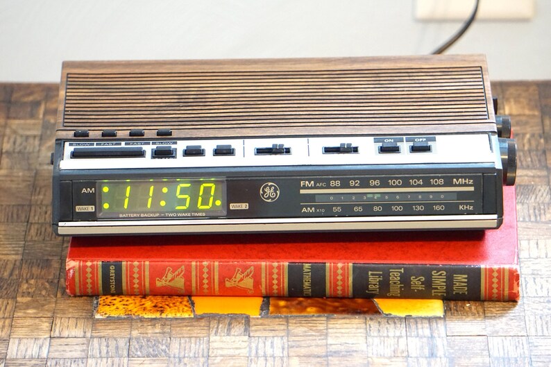 Vintage GE Alarm Clock With AM/FM Radio Excellent Condition Etsy