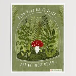 Puede incluir: Una ilustraci&oacute;n verde de una c&uacute;pula de vidrio con una peque&ntilde;a figura blanca con un sombrero de hongo rojo regando plantas en el interior. El texto "Find your happy place... and be there often." est&aacute; escrito alrededor de la c&uacute;pula.