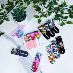 Phone Grip Holder Upgrade Pattern Phone Grip Finger Strap Kickstand Phone Loop Phone Stand Finger Bracket for Universal Phone Charms