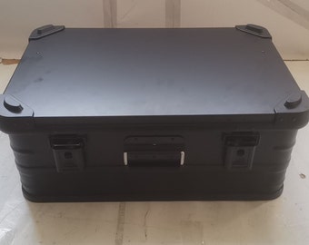 Overlanding Aluminum Case - 40L Black - P6 GEAR Bear Box (empty)