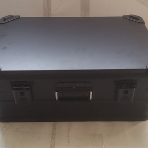 Overlanding Aluminum Case - 40L Black - P6 GEAR Bear Box (empty)
