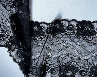 Pizzo elasticizzato floreale nero per creare completini di lingerie fatti a mano su misura