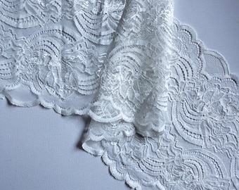 Pizzo elasticizzato floreale bianco per creare completini di lingerie fatti a mano su misura