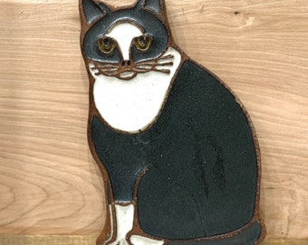 Vintage Ceramic Cat Trivet / Tuxedo Cat Decor / Cat Lover Gift / Handmade Arttoria Littlejohn Cat Stoneware Wall Decor