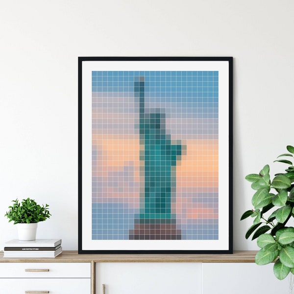 Statue of Liberty Pixel Art, Printable Wall Art, Pixelated New York Landmark, NY, US Famous Building Print, 8 Bit Poster, Digital Downloads