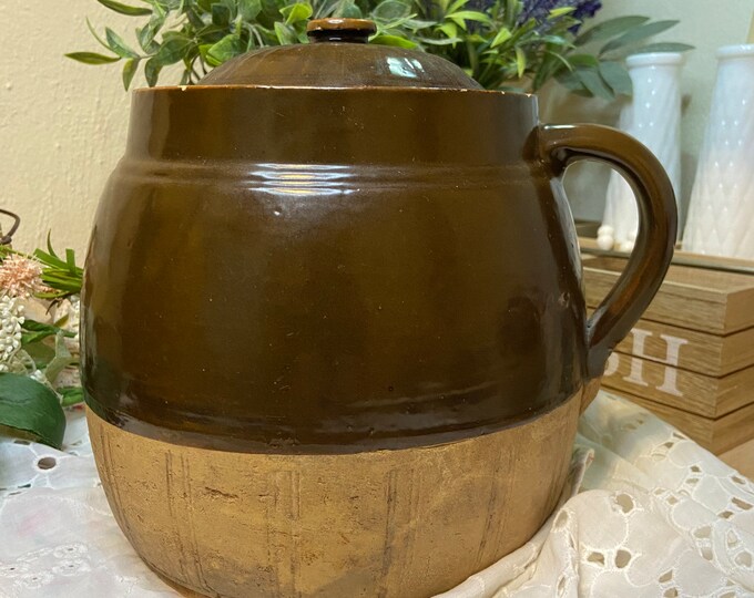 Antique Progressive Pottery Pure Flint Large Bean Pot