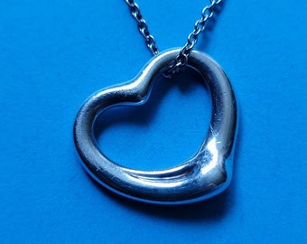 Tiffany & Co. Elsa Peretti 925 Sterling Silver Medium 22mm Open Heart 16" Necklace Pendant
