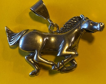 Vintage Sterling Silver Horse Pendant 925 26.7g
