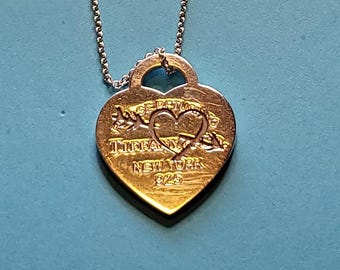 Tiffany & Co. Etched Arrow Heart Tag Pendant 16 gram 28 - 30 Inch