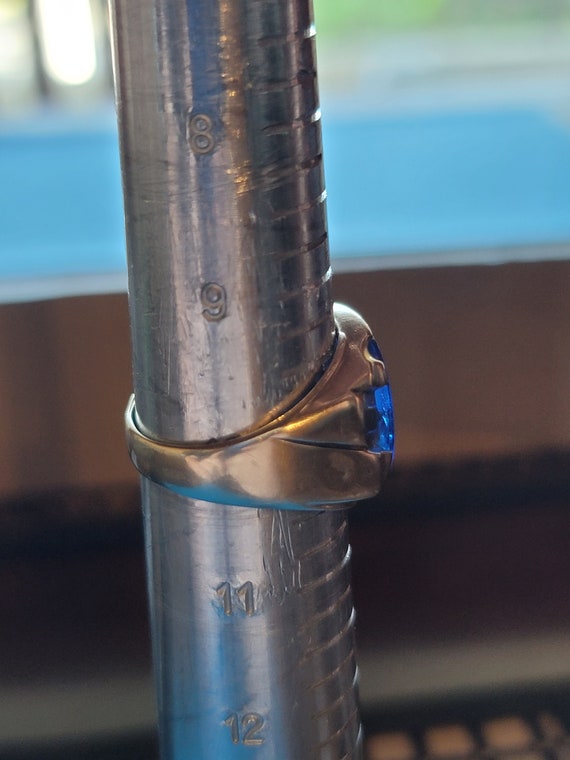Blue Stone Men's Masons Gold Ring 10K Damaged, De… - image 7