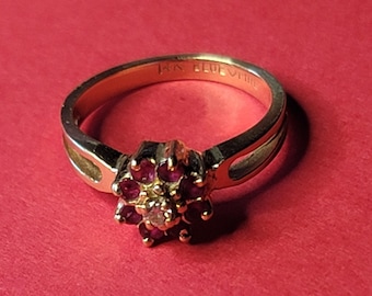 14K Gold Blue Fire Brand Diamond and red Spinel Ring size 5.75