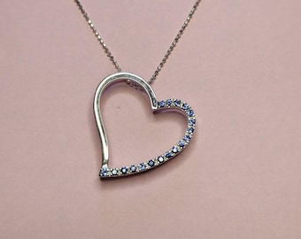 18k Extra Large Gemstone 750 White Gold Heart Necklace 7.8 Grams 19 Inch