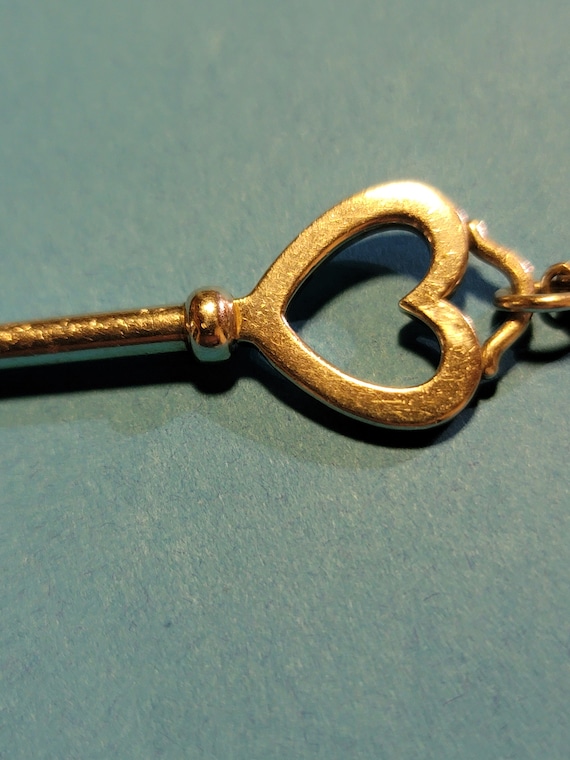 2サイズ☆ Tiffany(ティファニー) Heart & Key Pendant (送料込) Tiffany & Co. Heart Key Charm Large 2