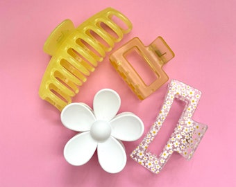 Daisy Flower Yellow Spring Hair Accessories Gift Set - 4pc White Daisy Clear Hair Clips