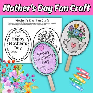 Peut inclure: Un projet de bricolage pour la fête des mères avec des modèles d'éventails. Un éventail est décoré de fleurs, l'autre est partiellement coloré. Le texte "Happy Mother's Day" est visible. Des crayons et des instructions sont également inclus.